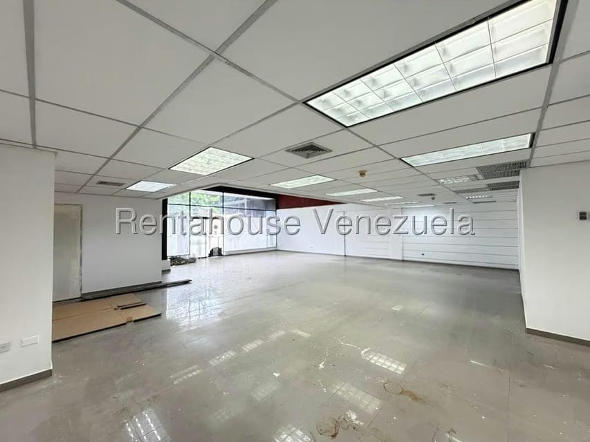 Comercial (Local Comercial) en Alquiler en Centro, Lara - 4