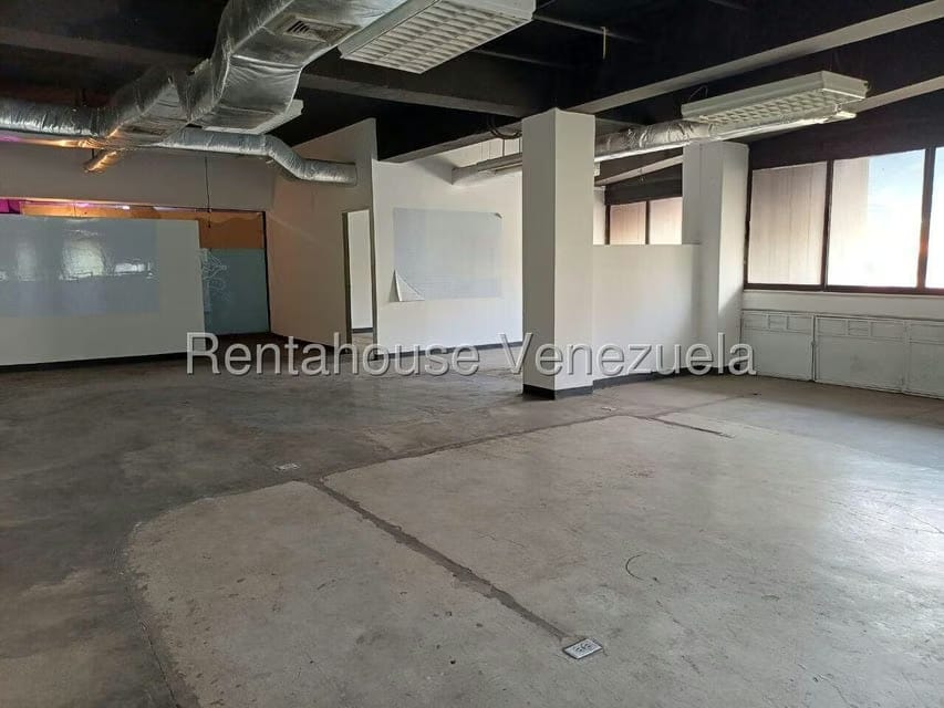 Comercial (Local Comercial) en Alquiler en Las Mercedes, Distrito Metropolitano - 6