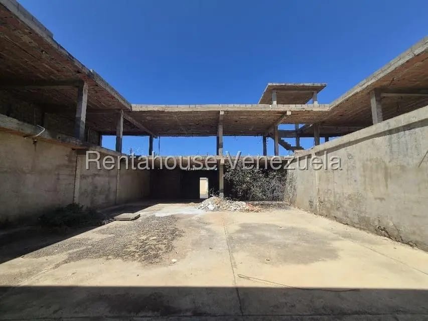 Terreno (Comercial) en Venta en Centro, Falcon - 9