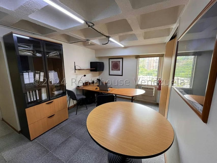 Comercial (Oficina) en Venta en Los Chaguaramos, Distrito Metropolitano - 11