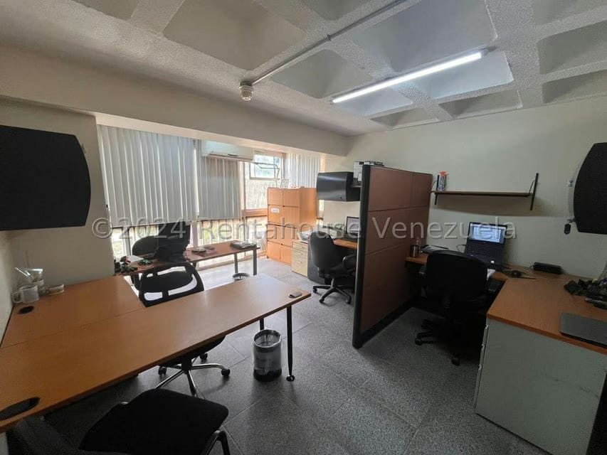Comercial (Oficina) en Venta en Los Chaguaramos, Distrito Metropolitano - 13