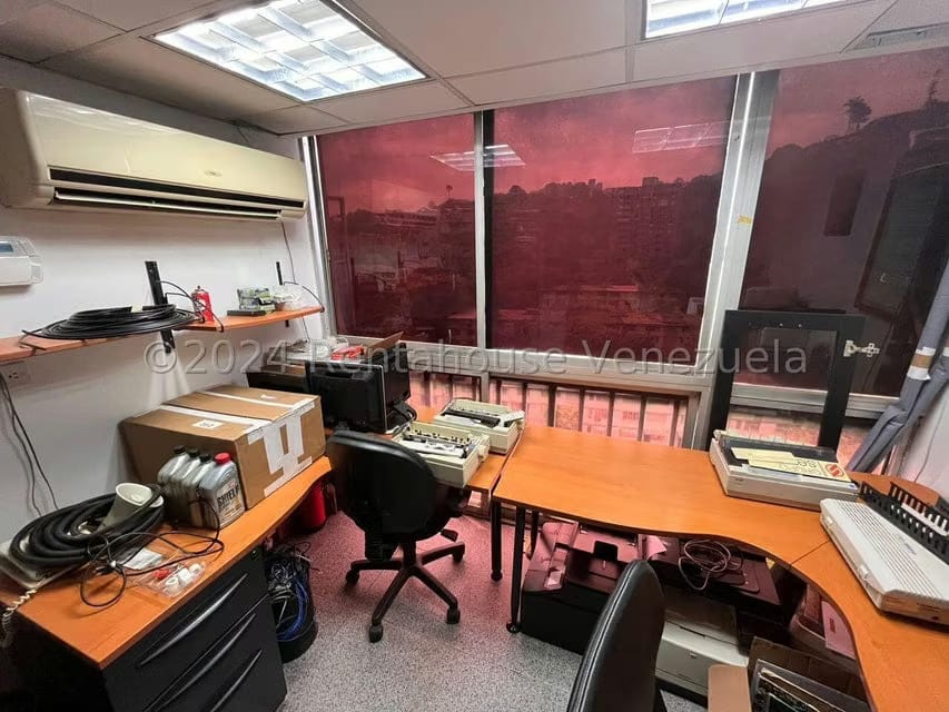 Comercial (Oficina) en Venta en Los Chaguaramos, Distrito Metropolitano - 17