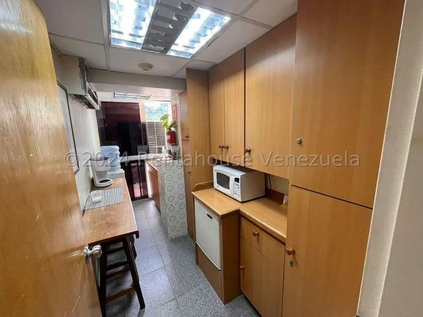 Comercial (Oficina) en Venta en Los Chaguaramos, Distrito Metropolitano - 19