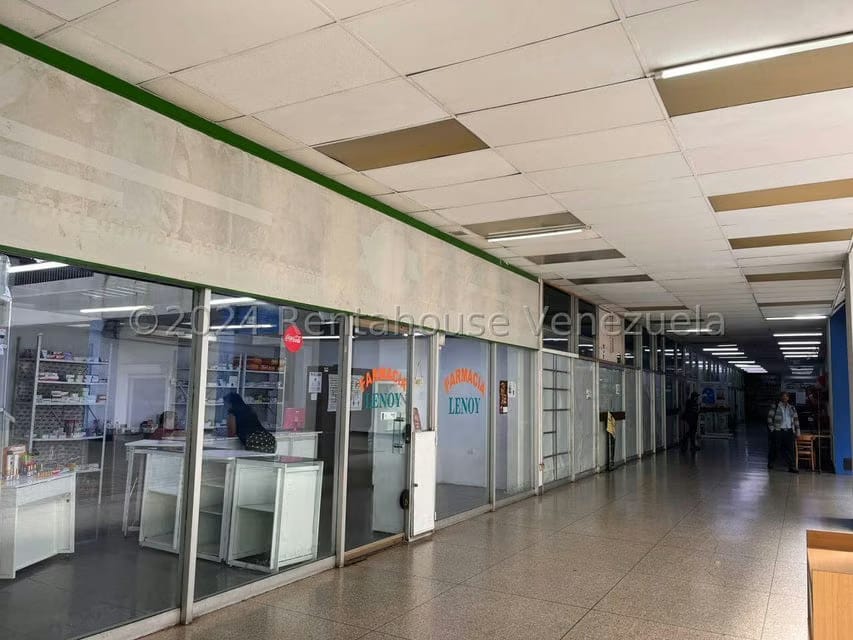 Comercial (Oficina) en Venta en Los Chaguaramos, Distrito Metropolitano - 23