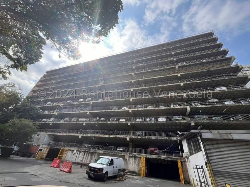 Comercial (Oficina) en Venta en Los Chaguaramos, Distrito Metropolitano - 29