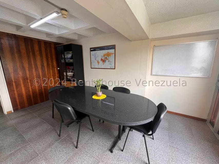Comercial (Oficina) en Venta en Los Chaguaramos, Distrito Metropolitano - 10