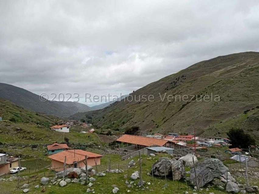 Terreno (Residencial) en Venta en Mucuchies, Merida - 2