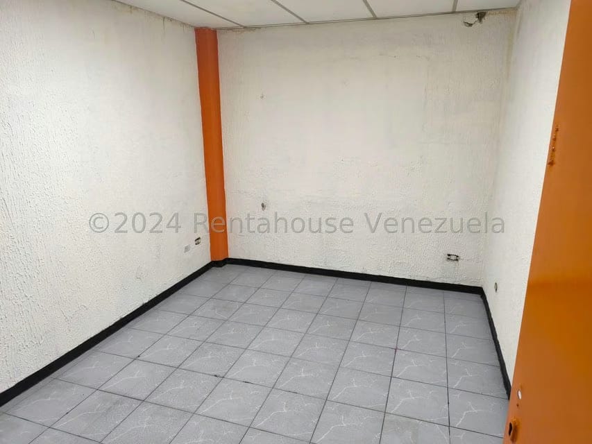 Comercial (Oficina) en Alquiler en Parroquia La Candelaria, Distrito Metropolitano - 9