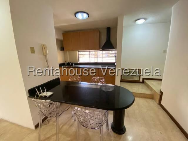 Apartamento (1 Nivel) en Alquiler en Los Naranjos de Las Mercedes, Distrito Metropolitano - 2
