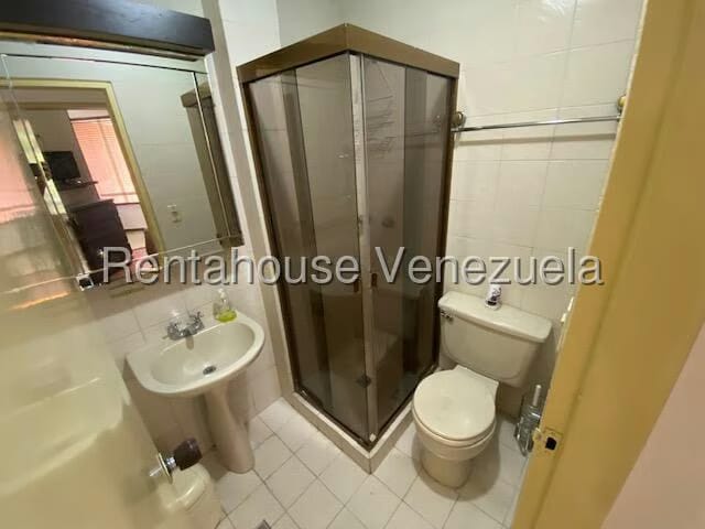 Apartamento (1 Nivel) en Alquiler en Los Naranjos de Las Mercedes, Distrito Metropolitano - 13