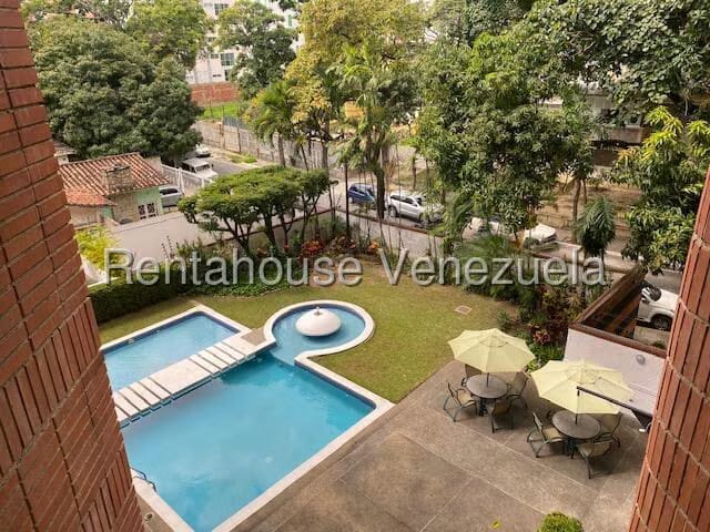 Apartamento (1 Nivel) en Alquiler en Los Naranjos de Las Mercedes, Distrito Metropolitano - 23
