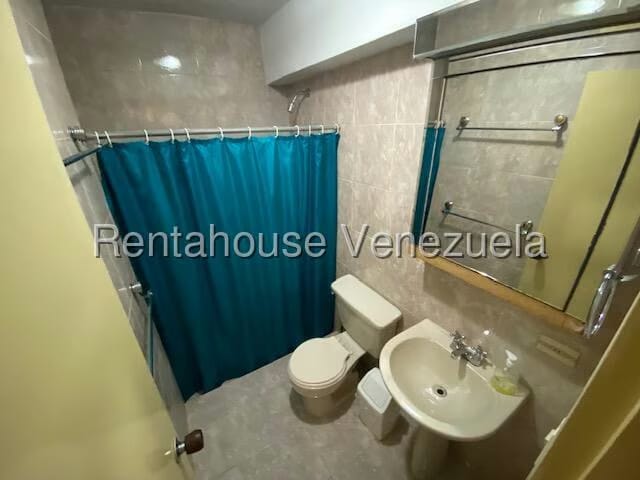 Apartamento (1 Nivel) en Alquiler en Los Naranjos de Las Mercedes, Distrito Metropolitano - 10