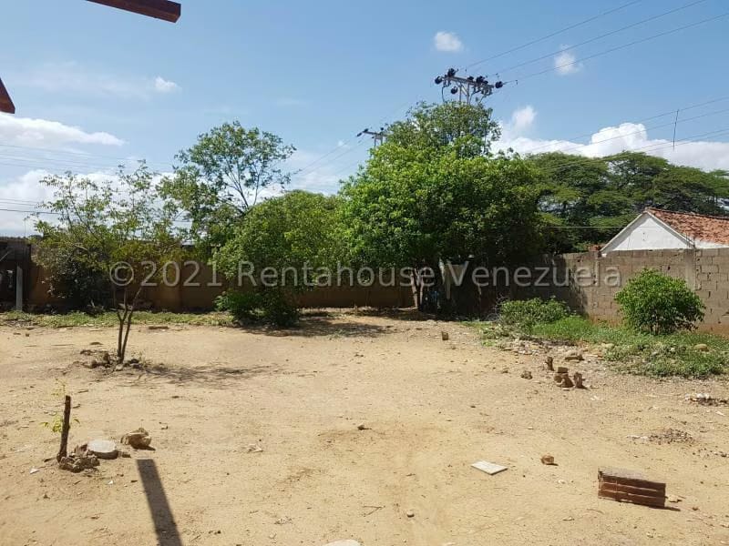 Terreno (Comercial) en Venta en Centro, Falcon - 8