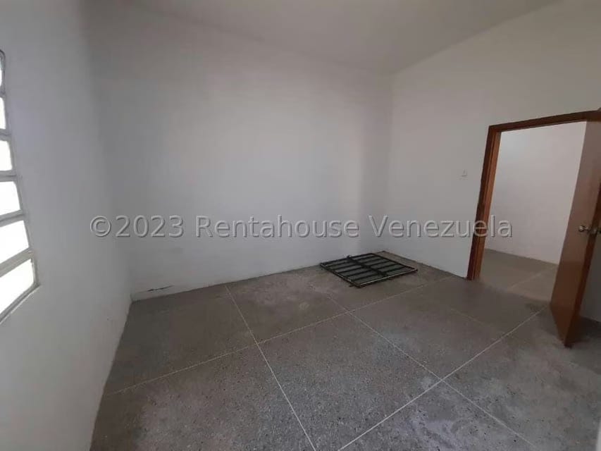 Comercial (Local Comercial) en Alquiler en Parroquia Catedral, Lara - 10