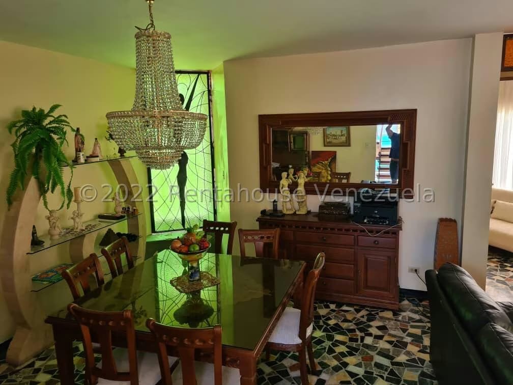 CASA EN VENTA-SELENE MARIN NOBREGA- MLS#23-25679 - 3