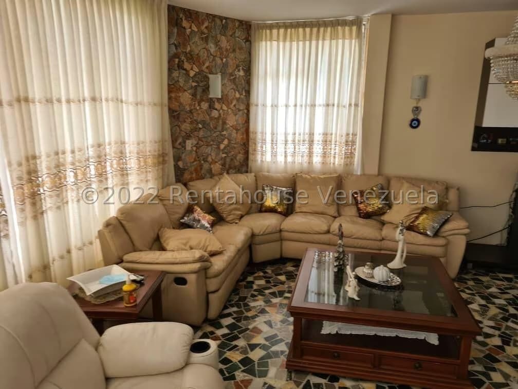 CASA EN VENTA-SELENE MARIN NOBREGA- MLS#23-25679 - 4