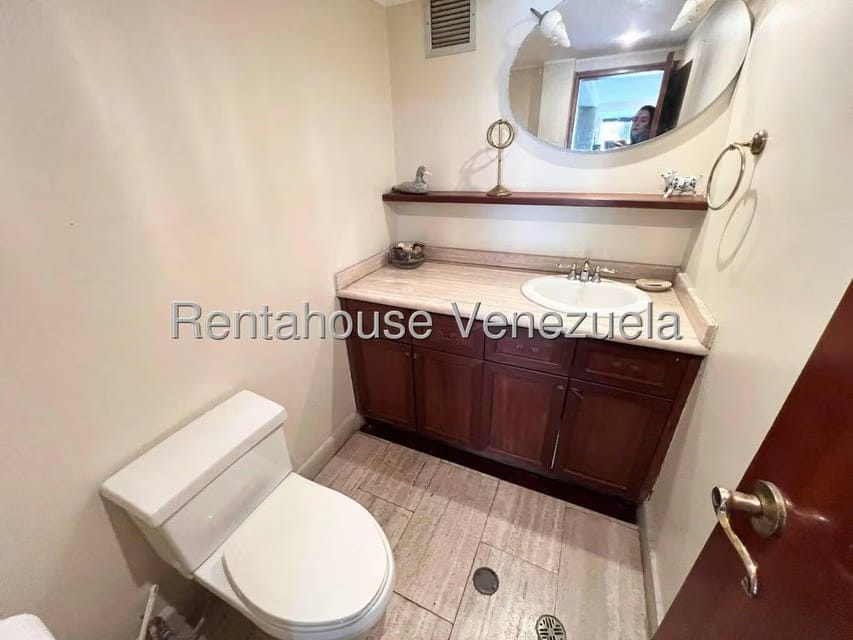 Casa (1 Nivel) en Venta en Los Chorros, Distrito Metropolitano - 11