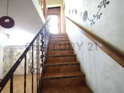 Casa en Venta de 2 niveles, Urbanización las Rosas - Guatire - 2