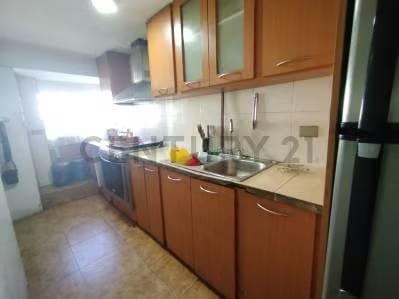 Casa en Venta de 2 niveles, Urbanización las Rosas - Guatire - 7