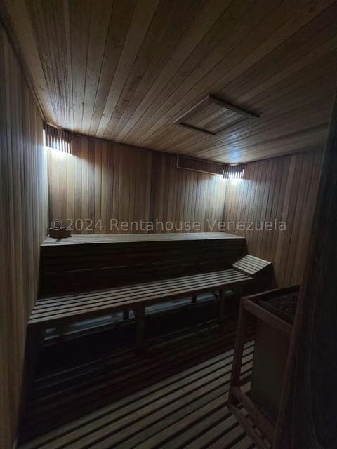 Casa (Duplex) en Venta en La Lagunita Country Club, Distrito Metropolitano - 25