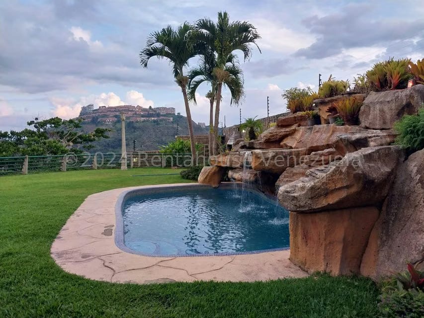 Casa (Duplex) en Venta en La Lagunita Country Club, Distrito Metropolitano - 6