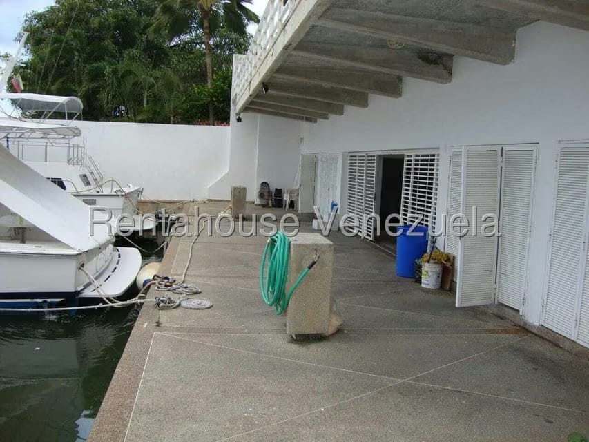 Apartamento (1 Nivel) en Venta en Caraballeda, Vargas - 8