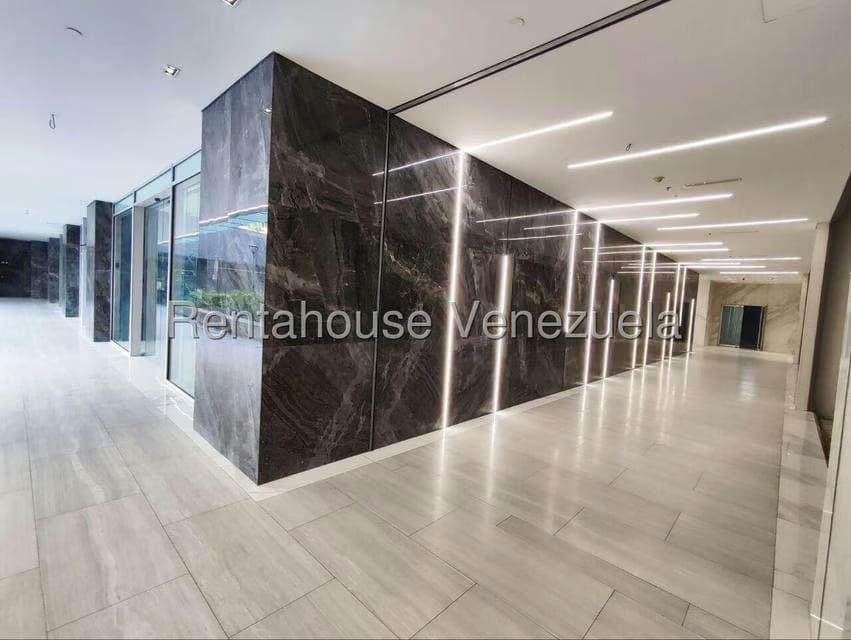 Comercial (Oficina) en Venta en Campo Alegre, Distrito Metropolitano - 18