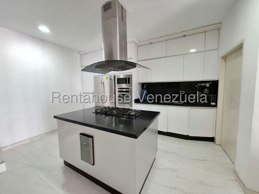 Casa (Multipes Niveles) en Venta en Los Cardones, Lara - 4