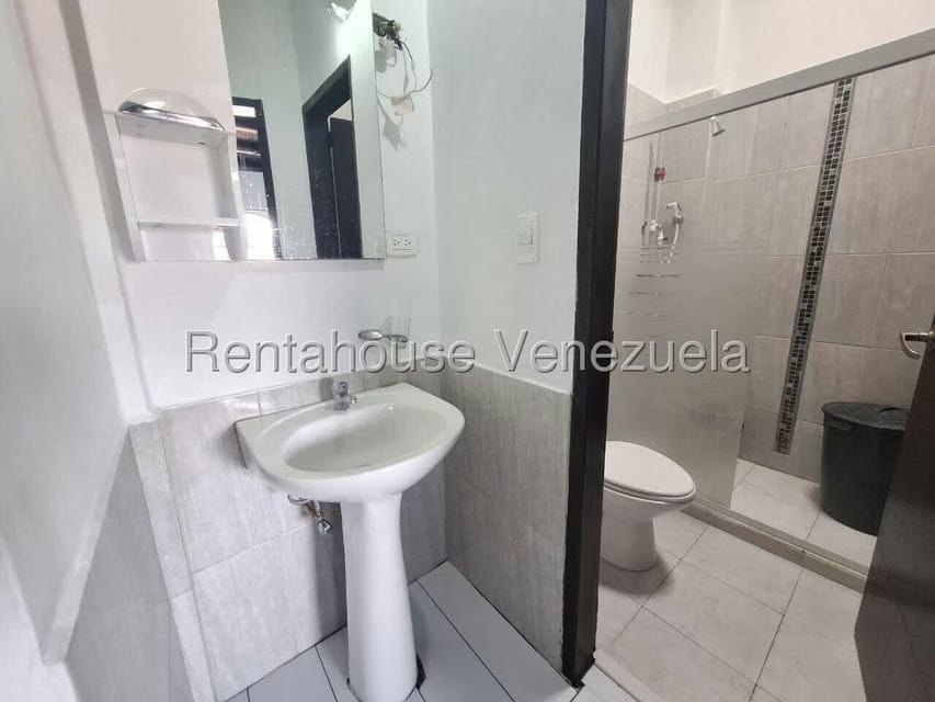 Casa (Multipes Niveles) en Venta en Los Cardones, Lara - 38