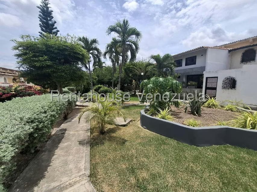 Casa (Multipes Niveles) en Venta en Los Cardones, Lara - 41