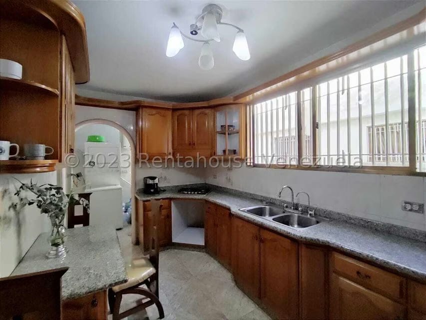 Apartamento (Duplex) en Venta en Lourdes, Aragua - 14