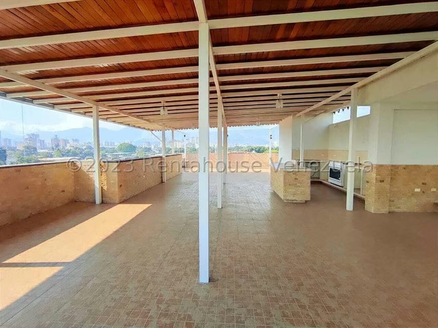 Apartamento (Duplex) en Venta en Lourdes, Aragua - 30