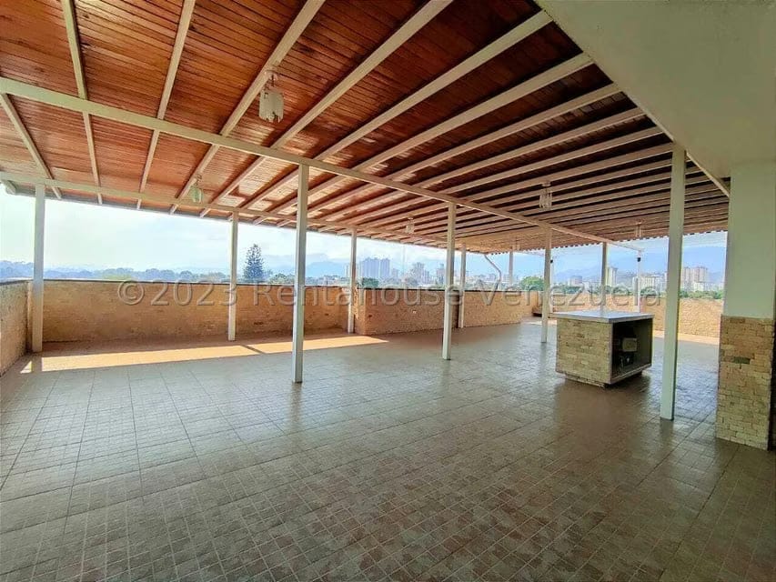 Apartamento (Duplex) en Venta en Lourdes, Aragua - 33