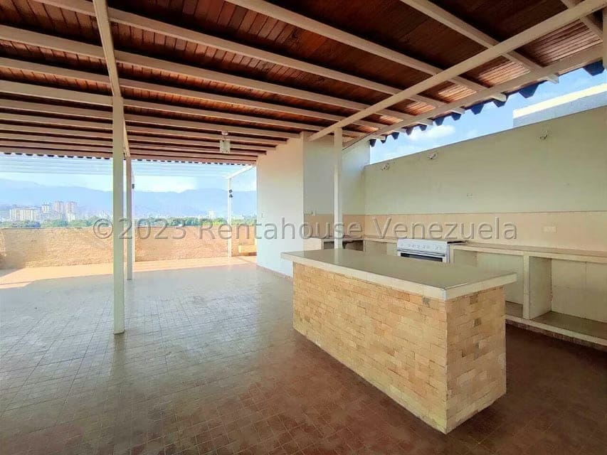 Apartamento (Duplex) en Venta en Lourdes, Aragua - 40