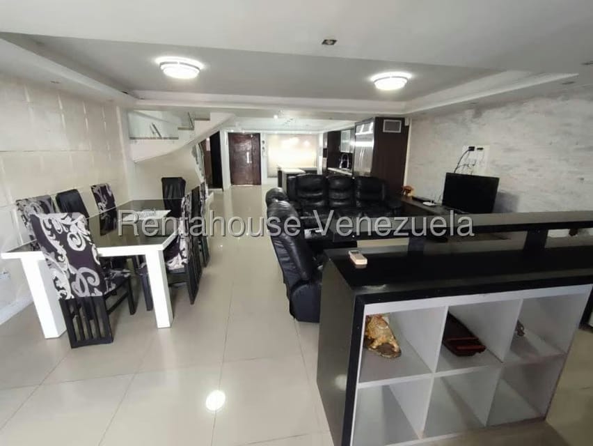 Casa (Duplex) en Venta en Complejo Turistico EL Morro, Anzoategui - 2