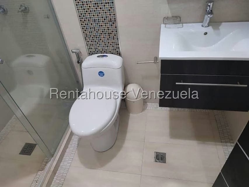 Casa (Duplex) en Venta en Complejo Turistico EL Morro, Anzoategui - 13