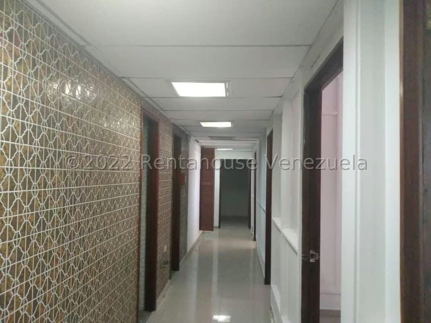 Comercial (Oficina) en Alquiler en El Milagro, Zulia - 4