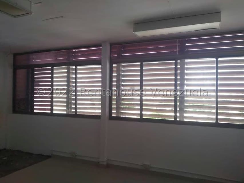 Comercial (Oficina) en Alquiler en El Milagro, Zulia - 5