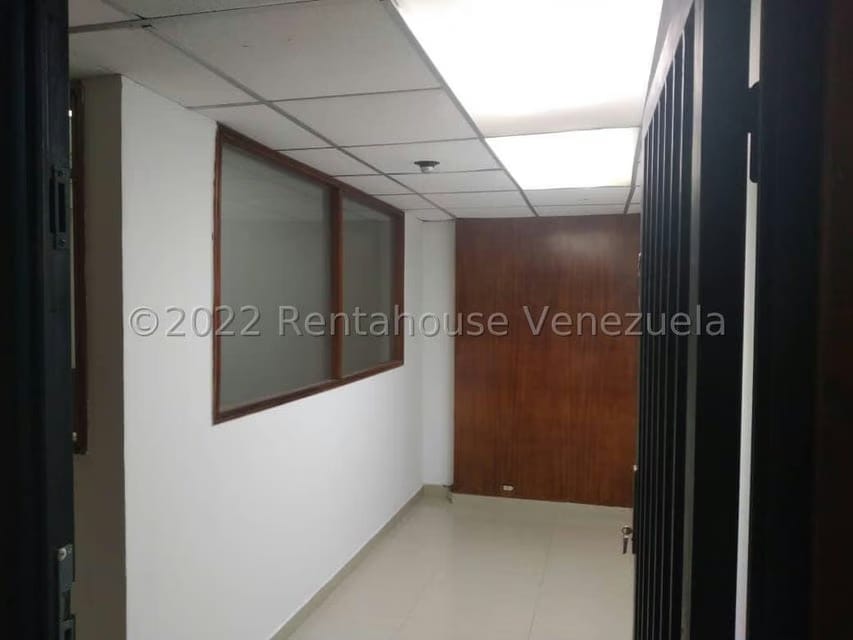 Comercial (Oficina) en Alquiler en El Milagro, Zulia - 10