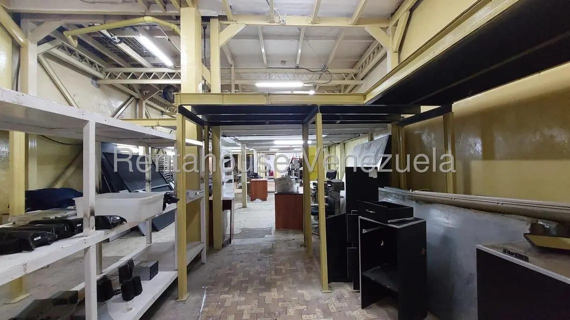 Comercial (Galpon - Deposito) en Venta en Prado de Maria, Distrito Metropolitano - 130