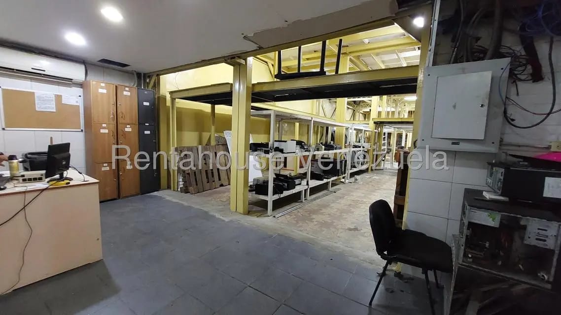 Comercial (Galpon - Deposito) en Venta en Prado de Maria, Distrito Metropolitano - 132