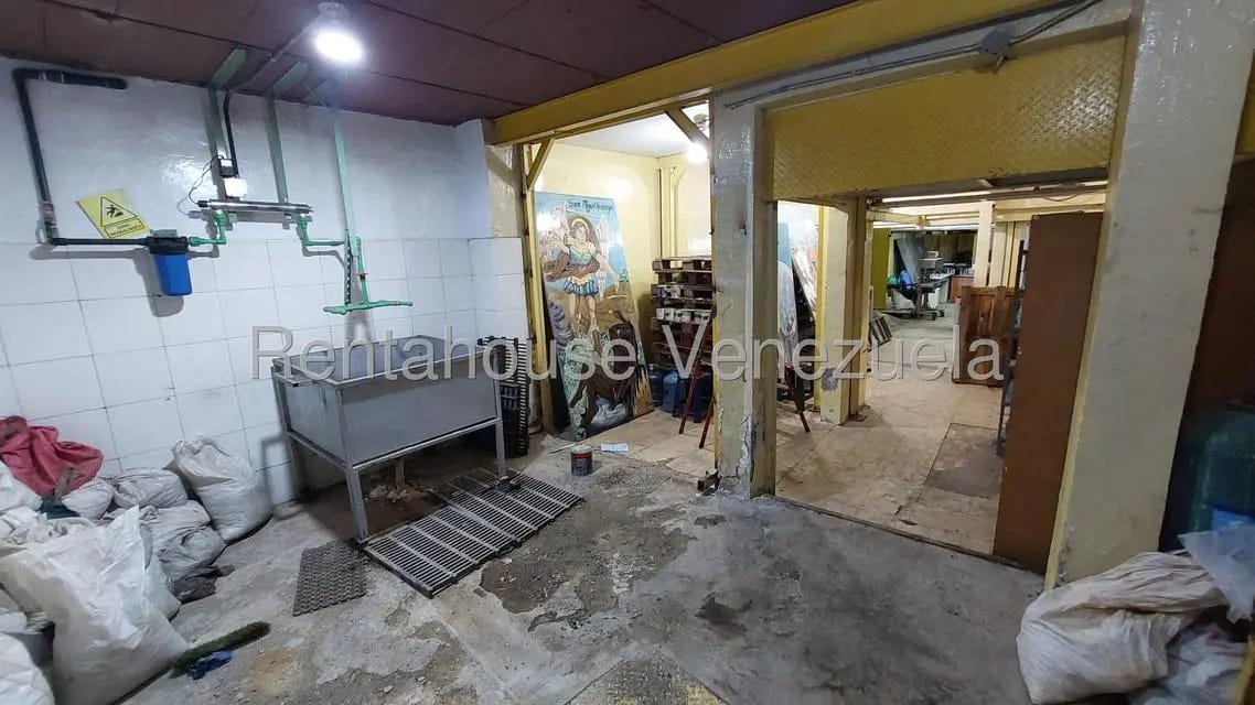 Comercial (Galpon - Deposito) en Venta en Prado de Maria, Distrito Metropolitano - 136