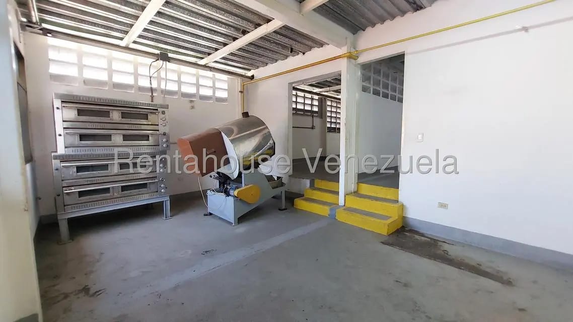 Comercial (Galpon - Deposito) en Venta en Prado de Maria, Distrito Metropolitano - 159