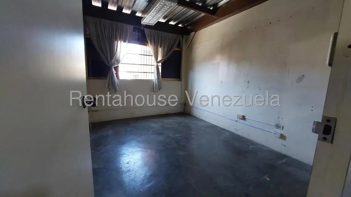 Comercial (Galpon - Deposito) en Venta en Prado de Maria, Distrito Metropolitano - 173