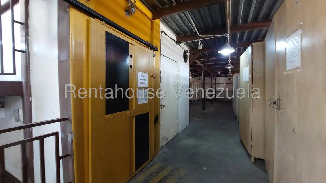 Comercial (Galpon - Deposito) en Venta en Prado de Maria, Distrito Metropolitano - 178