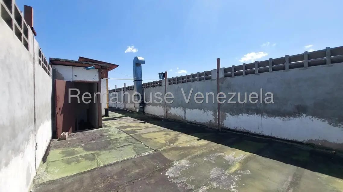 Comercial (Galpon - Deposito) en Venta en Prado de Maria, Distrito Metropolitano - 195