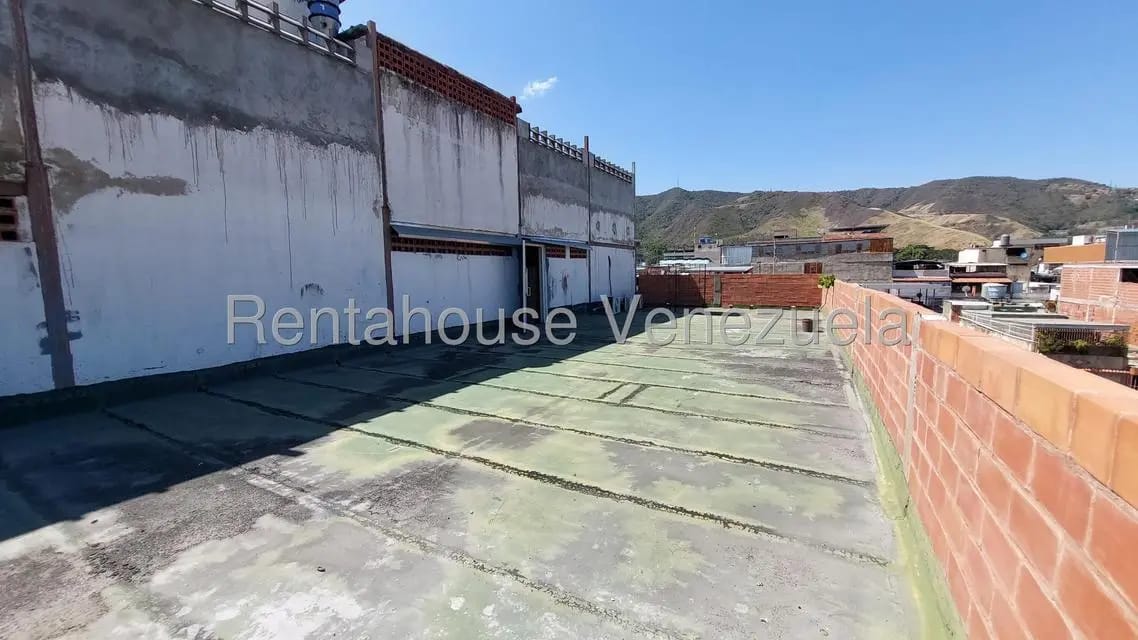 Comercial (Galpon - Deposito) en Venta en Prado de Maria, Distrito Metropolitano - 200