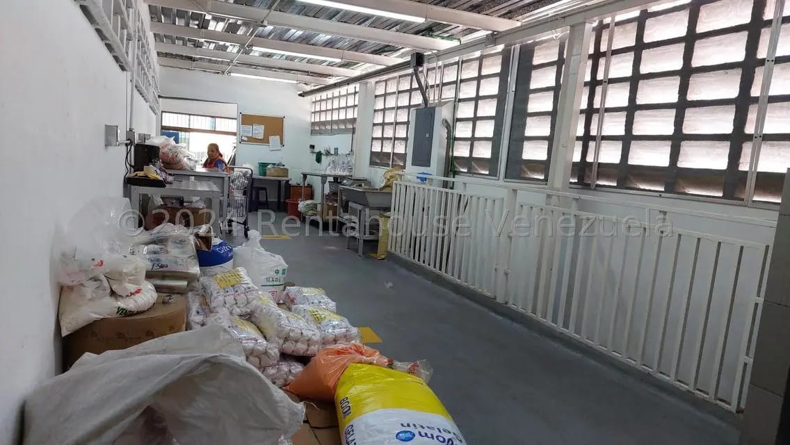 Comercial (Galpon - Deposito) en Venta en Prado de Maria, Distrito Metropolitano - 65