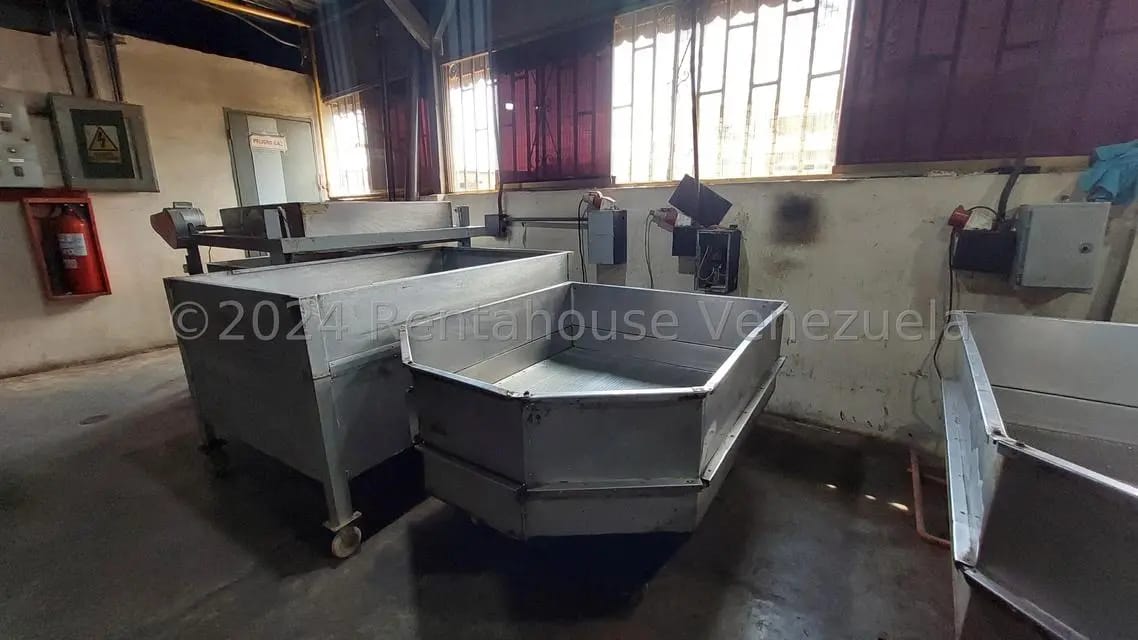 Comercial (Galpon - Deposito) en Venta en Prado de Maria, Distrito Metropolitano - 81