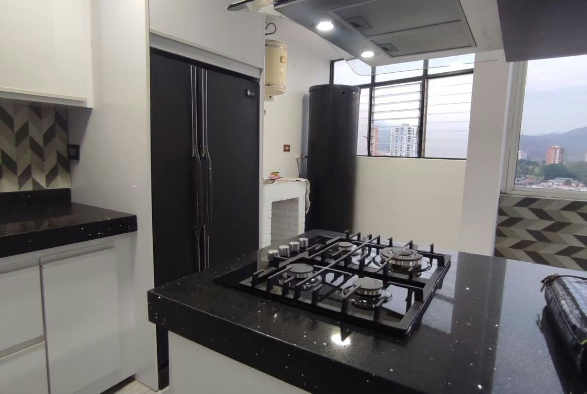 Apartamento en Resd. Valle Fresco en Naguanagua - 3